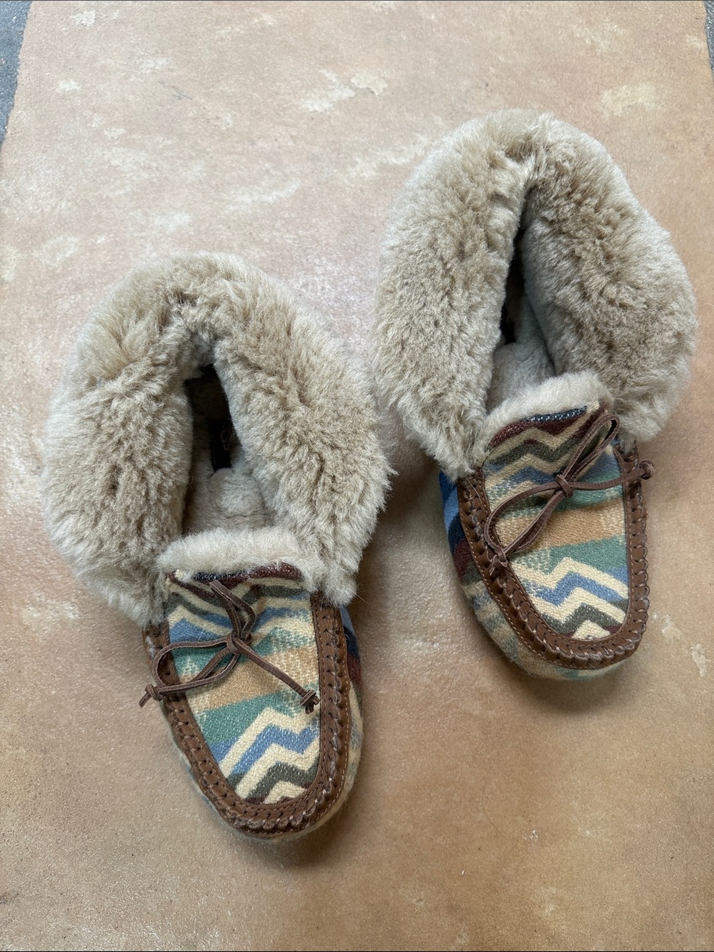 UGG x Pendleton Alena Moccasin Slipper, Size 7